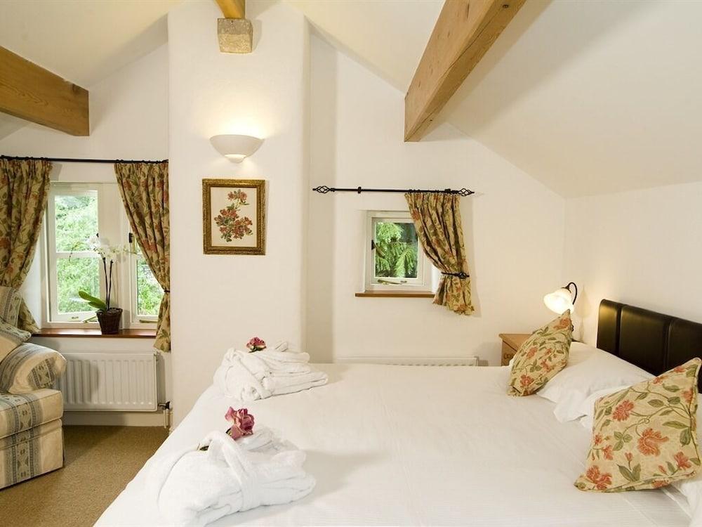 Hotel Ashfield House Grassington Exteriér fotografie The Old Mill, bedroom